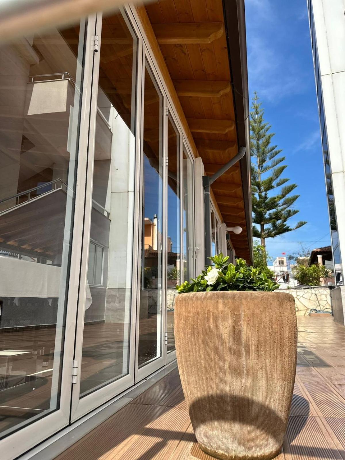 Hotel Marku Ksamil Exterior photo