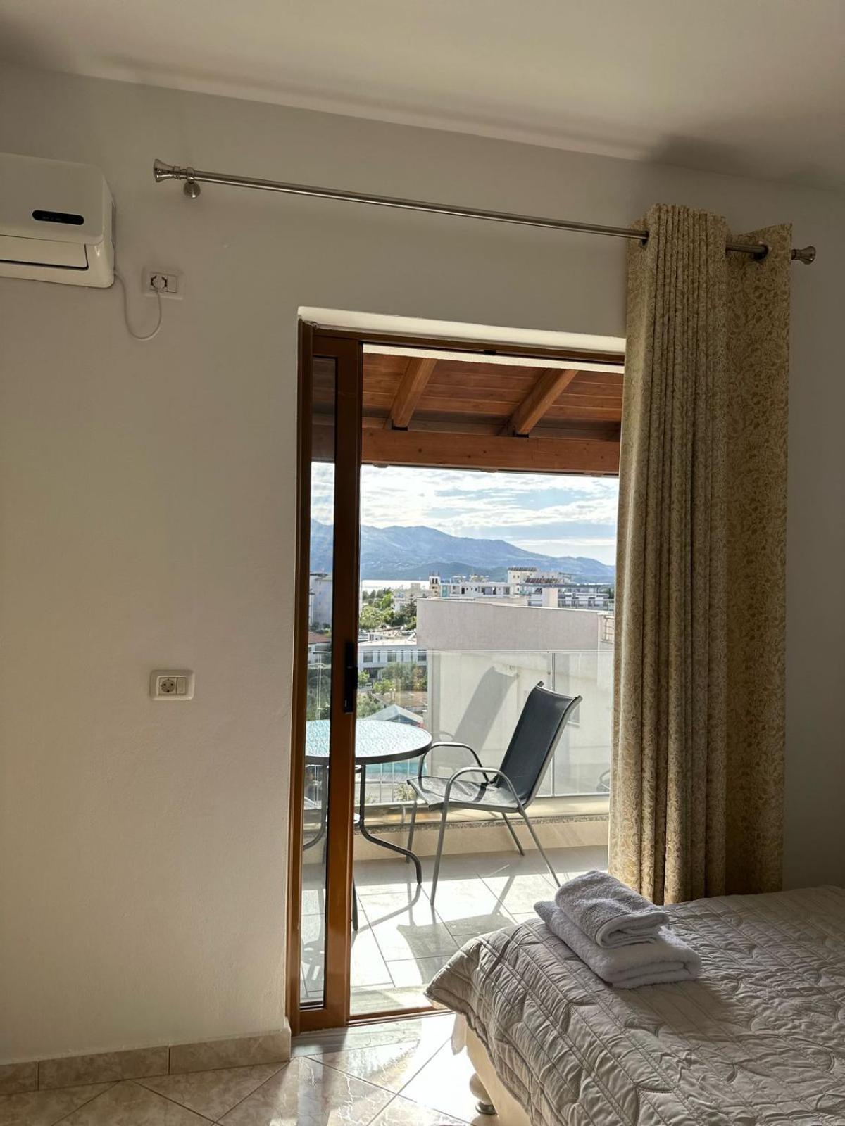 Hotel Marku Ksamil Exterior photo